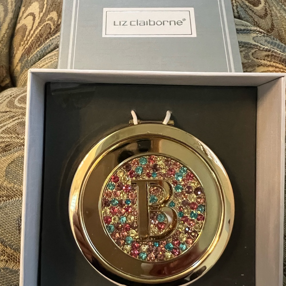 Liz Claiborne Initial “B” Embellished Mirror Compact New in Box